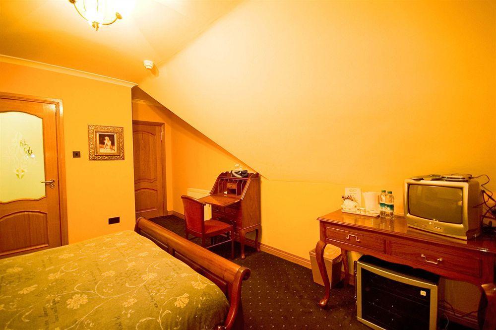 Villa Hotel Гамильтон Экстерьер фото